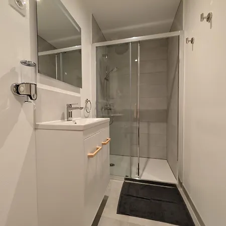Hotel Maison Ronchin Lille Tok-Tok Hd *